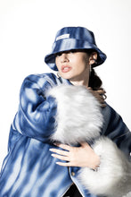 Load image into Gallery viewer, PRINTED JACKET